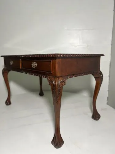 Письменный стол Чиппендейл W011 BROWN из массива махагони 124 см фото 7