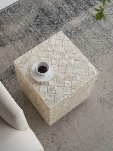 Столик акцентный из раковин устриц 35x35x45см фото 10