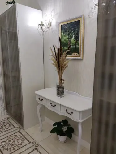 Консоль пристенная Bergé с ящиками, 85*41*110 см, белый фото 7