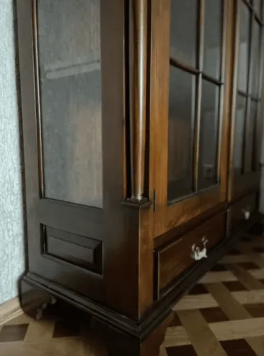 Шкаф-витрина A018 из массива 120×44×190 см фото 13