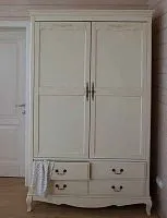 Шкаф 2-х дверный Belveder, молочный со старением 210*60*130 см