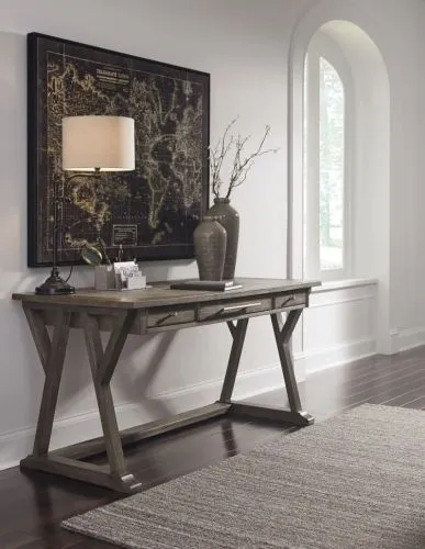 Кабинетный стол Luxenford Ashley Furniture H741-44 фото 5