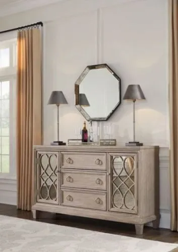 D922-60 Jorlaina буфет Ashley Furniture 97*45*163 см