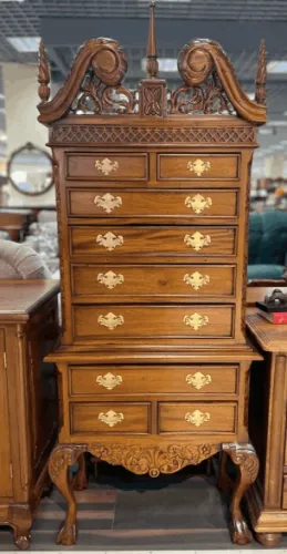 Шкаф-комод CHIPPENDALE из массива CTBM-M орех, 70х35х170 см Фото фото 2
