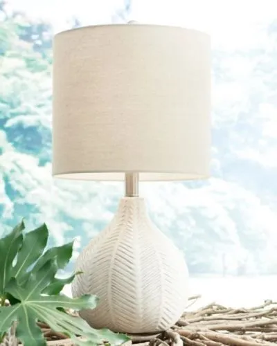 L180024 Rainermen Лампа настольная Ashley Furniture 50*28*28 см
