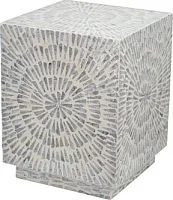 Столик акцентный с отделкой из раковин устриц 35x35x45см