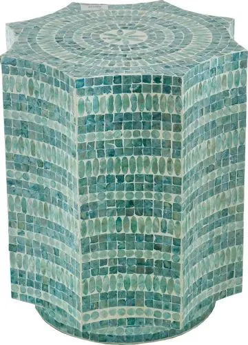 Столик акцентный с отделкой раковинами устриц 44x44x50см