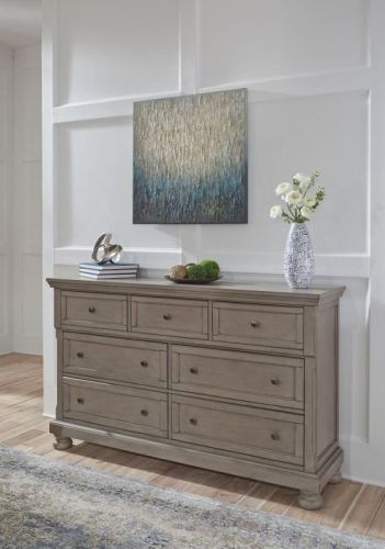 Комод Lettner B733-31 Ashley Furniture 101*45*166 см