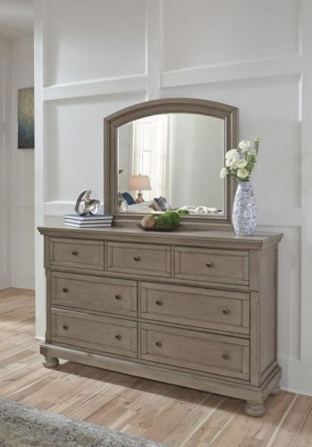 Комод Lettner B733-31 Ashley Furniture 101*45*166 см фото 3