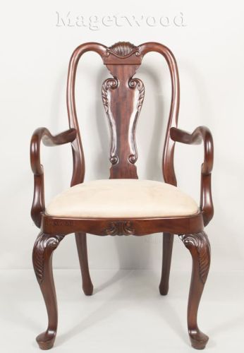 13136 Стул с подлокотниками в стиле Королевы Анны 110x60x61 см